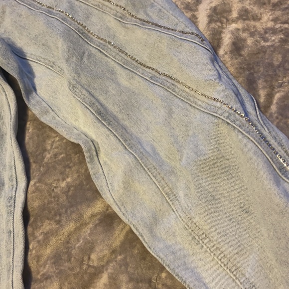 Jean Shorts - Picture 3 of 3